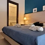 Ruma 4* נאפולי